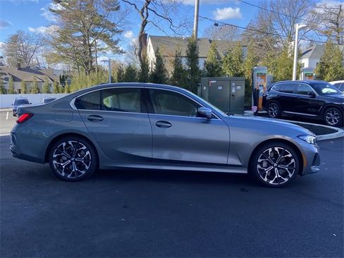 Used 2025 BMW 330i xDrive Sedan w/ M Sport Package image 4
