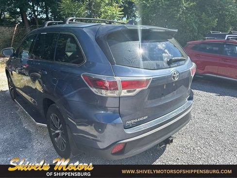 Used 2016 Toyota Highlander XLE AWD/4WD image 6
