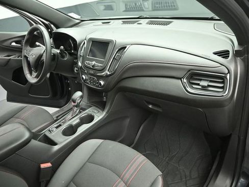 Used 2022 Chevrolet Equinox RS w/ LPO, Floor Liner Package image 27