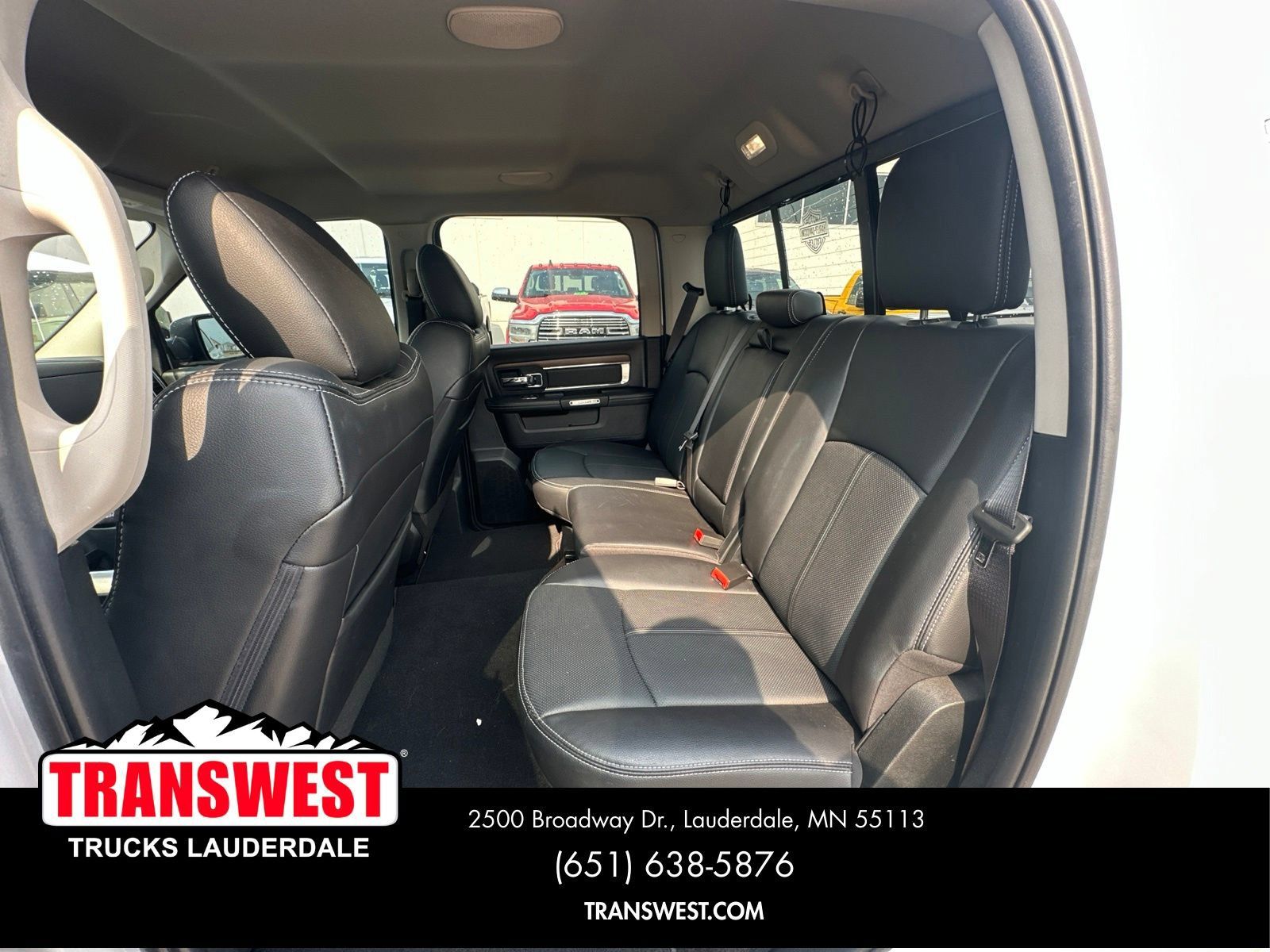 Used 2018 RAM 1500 Laramie w/ Convenience Group AWD/4WD image 9