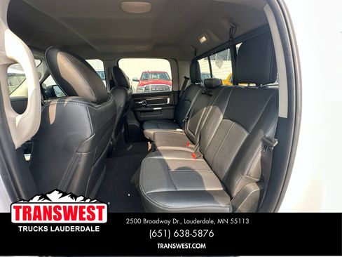 Used 2018 RAM 1500 Laramie w/ Convenience Group AWD/4WD image 9