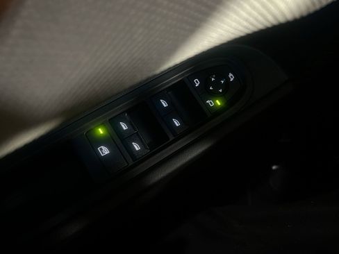 Used 2025 MINI Cooper S image 30