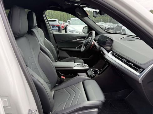 Used 2025 BMW X1 M35i w/ Shadowloine Package AWD/4WD image 14