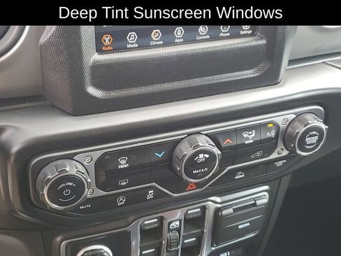 Used 2022 Jeep Wrangler Unlimited Sport AWD/4WD image 18