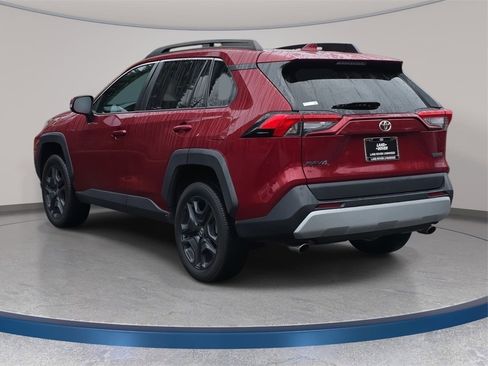 Used 2022 Toyota RAV4 Adventure image 8