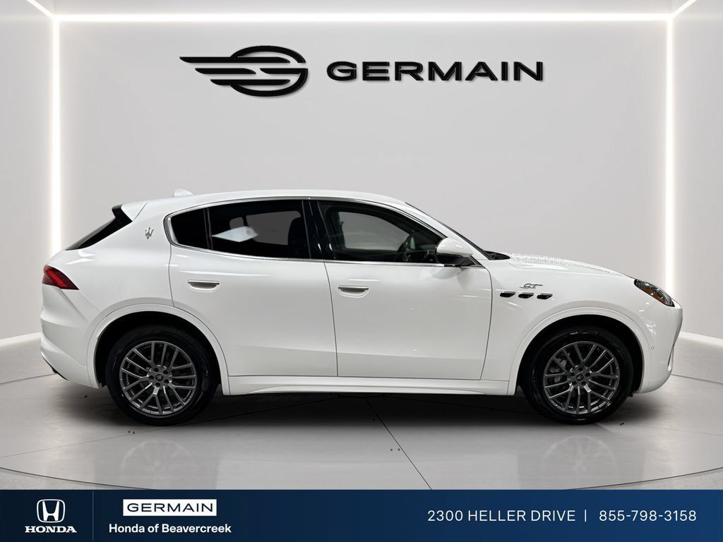 Used 2024 Maserati Grecale GT AWD/4WD image 9