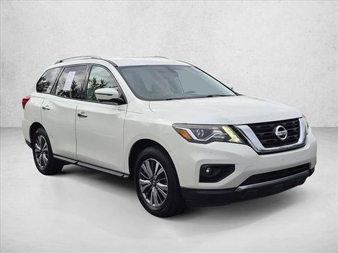 Used 2019 Nissan Pathfinder SL FWD image 3
