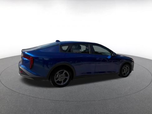 Used 2025 Kia K4 FWD image 15