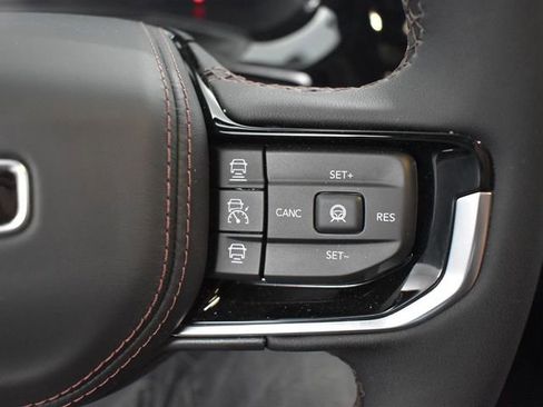 Used 2025 Jeep Wagoneer S Launch Edition w/ Trailer Tow Group image 18