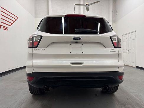 Used 2017 Ford Escape SE w/ SE Sport Appearance Package image 13
