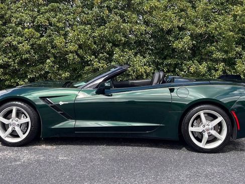 Used 2014 Chevrolet Corvette Stingray Convertible RWD image 7