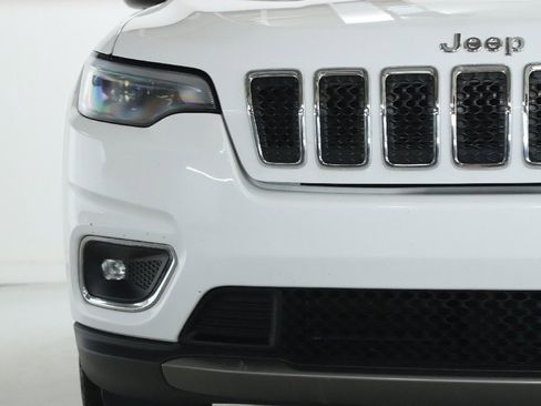 Used 2019 Jeep Cherokee Limited image 6