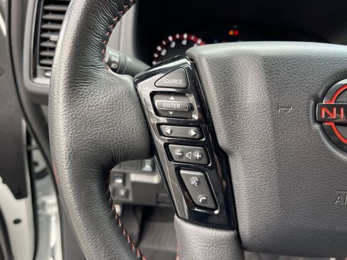 Used 2024 Nissan Frontier PRO-4X w/ Pro Premium Package image 17