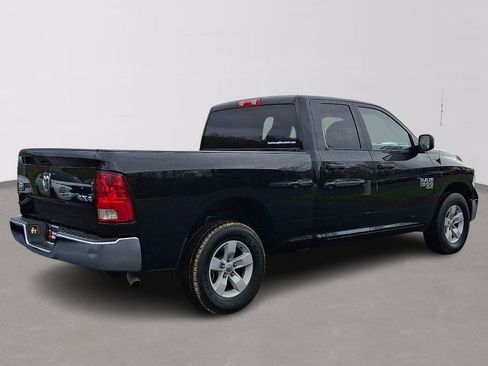 Used 2024 RAM 1500 Classic SLT AWD/4WD image 6