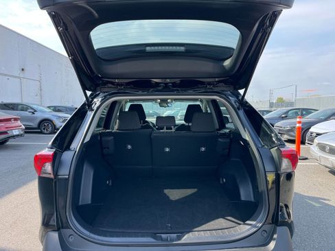 Used 2025 Toyota RAV4 LE image 30