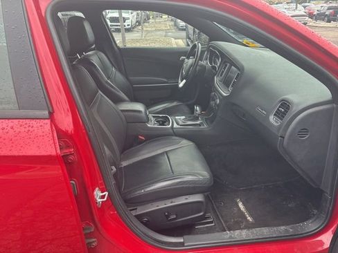 Used 2015 Dodge Charger SXT w/ AWD Plus Group image 8