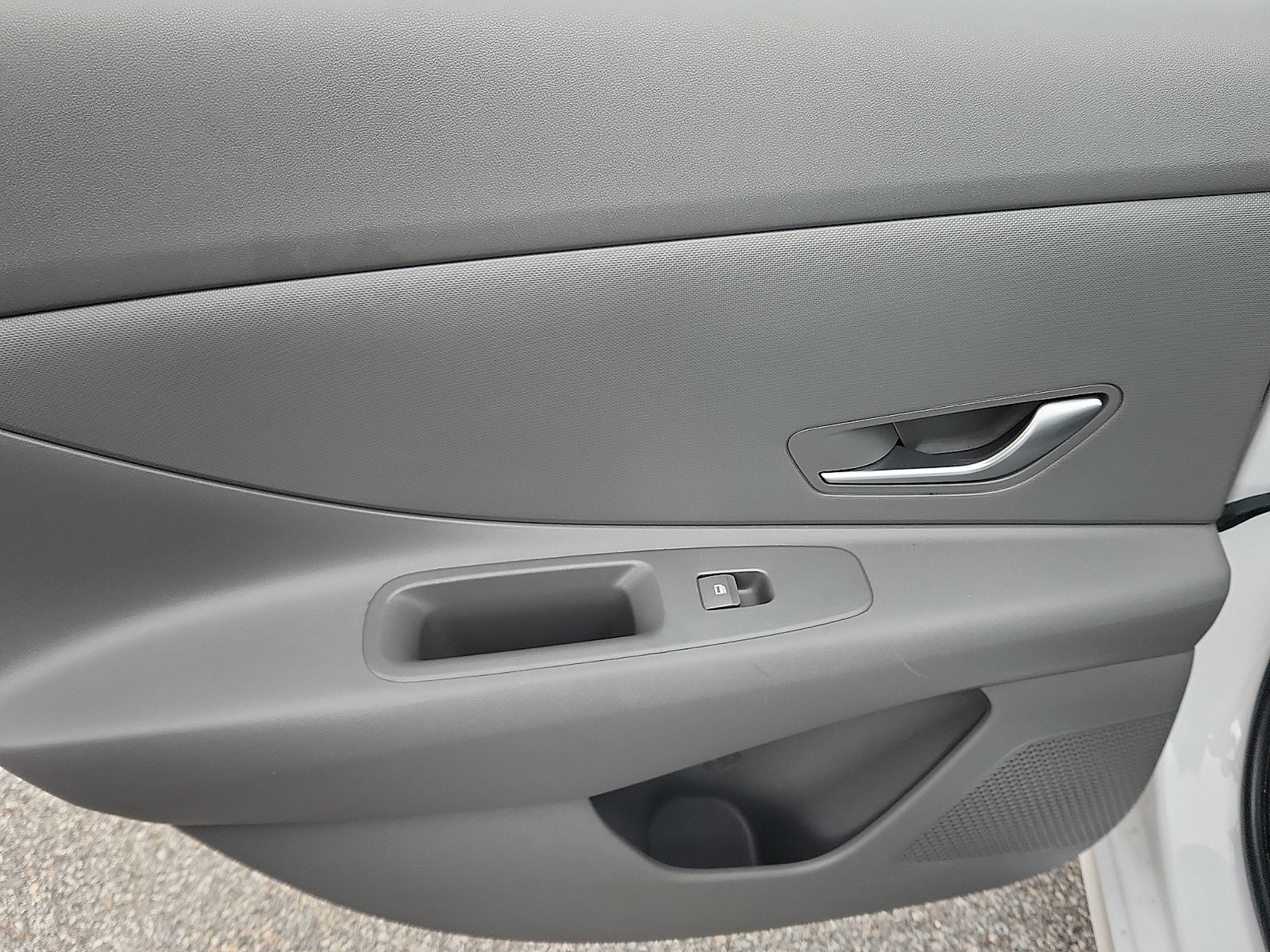 Certified 2024 Hyundai Elantra SEL FWD image 26