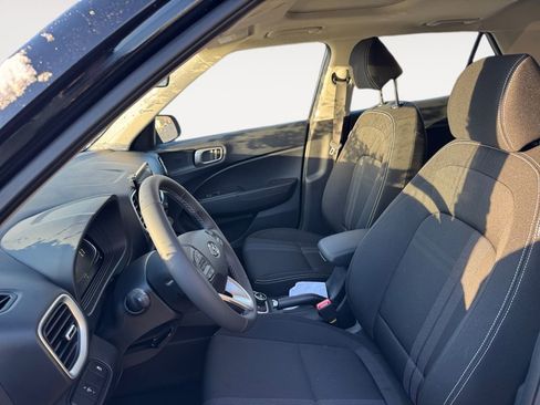 New 2026 Hyundai Venue SEL image 10