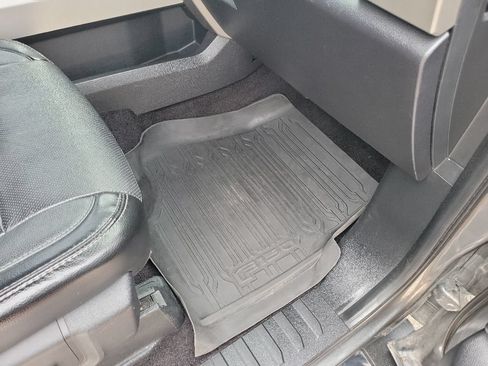 Used 2016 Ford F150 Lariat AWD/4WD image 42