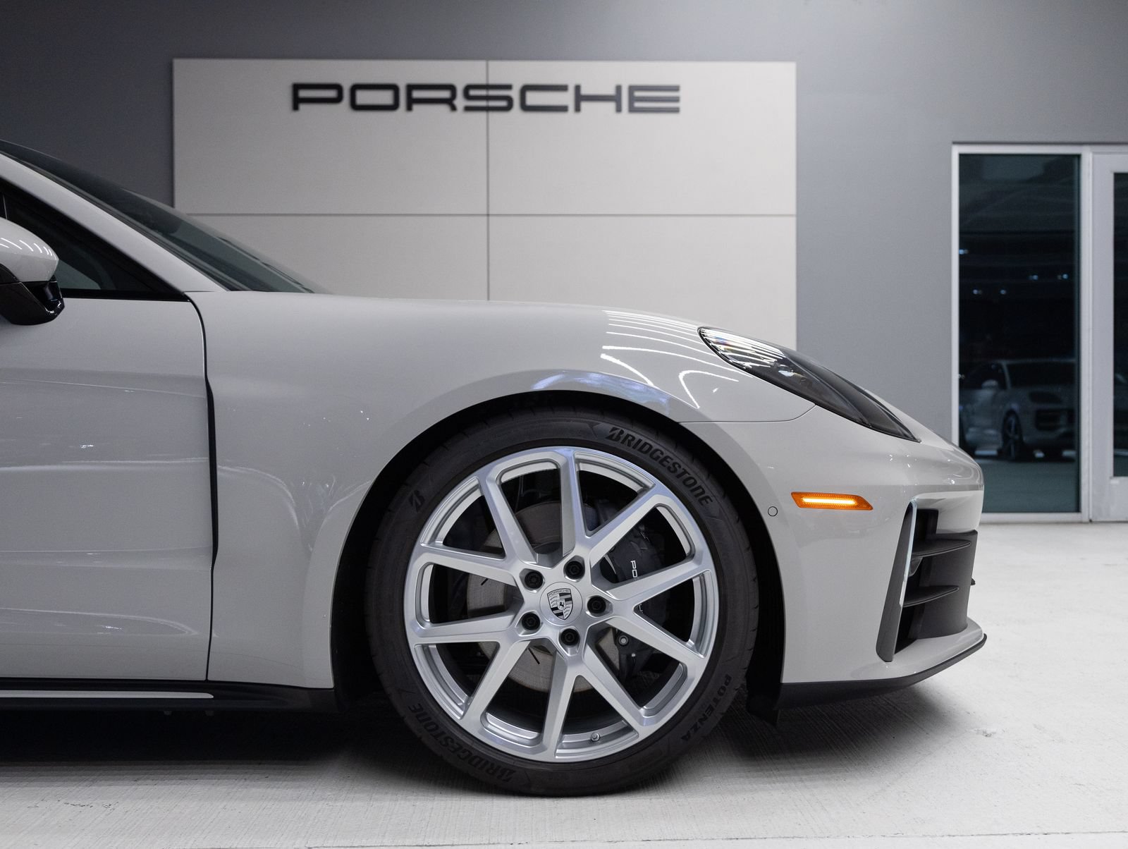 New 2026 Porsche Panamera 4 AWD/4WD image 11