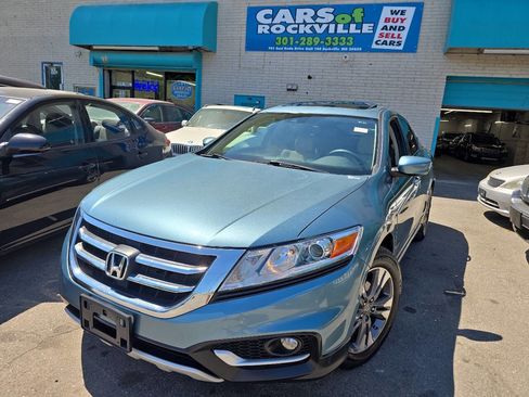 Used 2013 Honda Crosstour EX-L image 2
