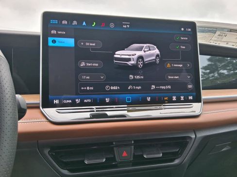 New 2026 Volkswagen Tiguan SEL R-Line AWD/4WD image 14