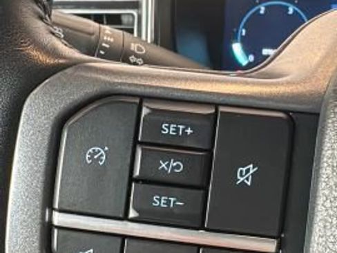 Used 2024 Ford F350 Lariat w/ Sport Appearance Package image 23