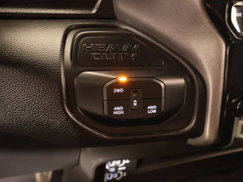 Used 2025 RAM 2500 Big Horn AWD/4WD image 8