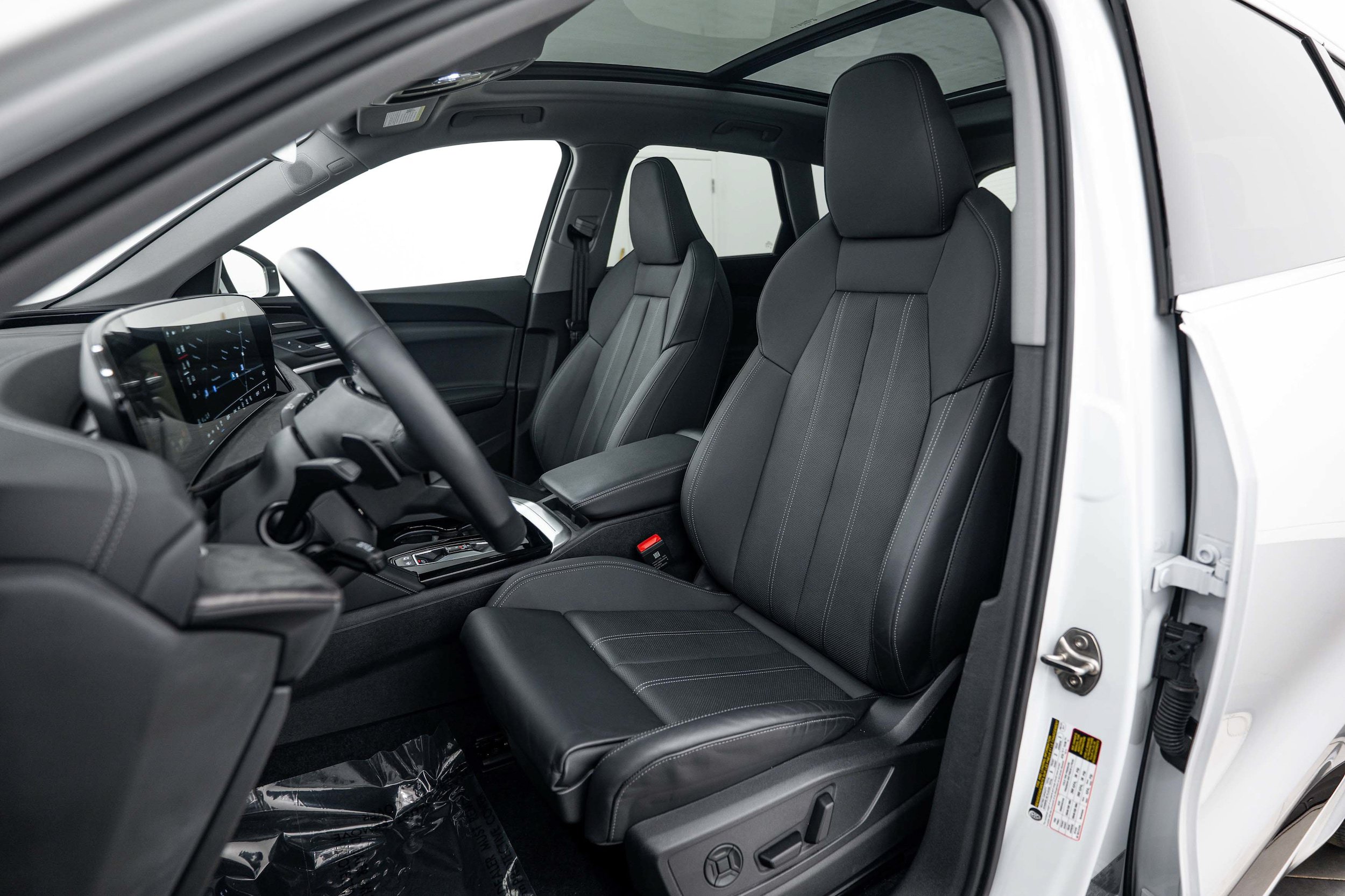 Used 2025 Audi Q5 Premium Plus AWD/4WD image 15