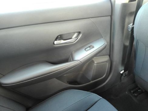 Used 2021 Nissan Sentra SV w/ Trunk Package FWD image 27