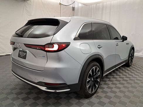 Used 2024 MAZDA CX-90 Plug-In Hybrid w/ Premium Pkg image 4
