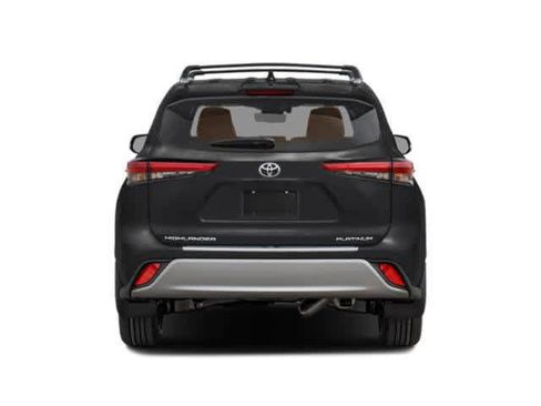 Used 2023 Toyota Highlander Platinum AWD/4WD image 5