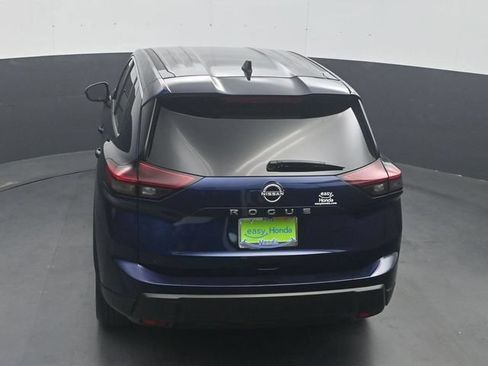 Used 2026 Nissan Rogue SV FWD image 23