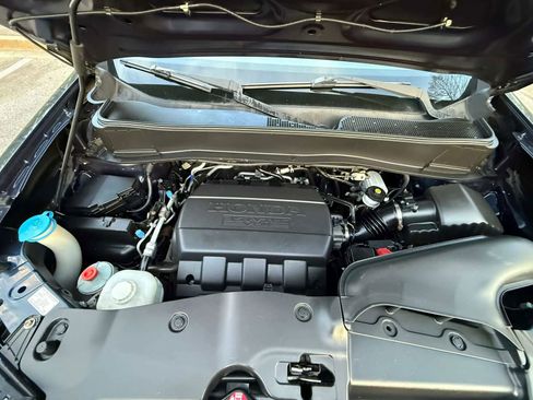 Used 2011 Honda Pilot Touring image 20