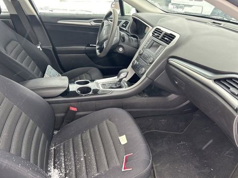 Used 2014 Ford Fusion SE image 7