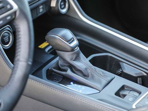 Used 2025 Toyota Grand Highlander Limited image 21