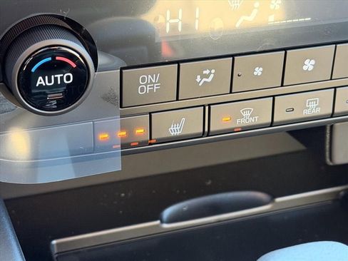 New 2026 Subaru Outback Limited image 19