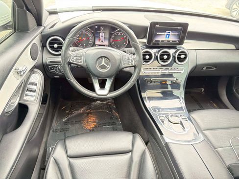 Used 2018 Mercedes-Benz C 300 Sedan image 8