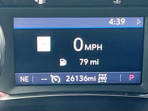 Used 2023 GMC Acadia SLT w/ Preferred Package AWD/4WD image 12