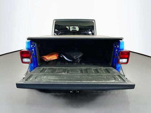 Used 2023 Jeep Gladiator Mojave AWD/4WD image 28