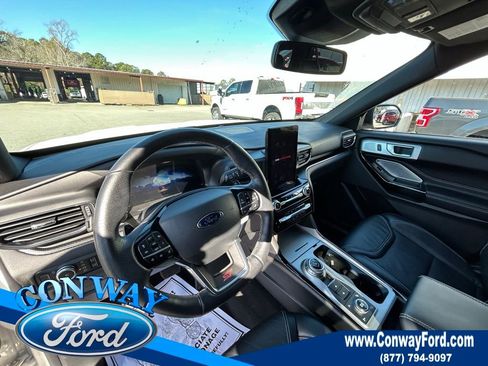 Used 2022 Ford Explorer ST w/ Equipment Group 401A image 2