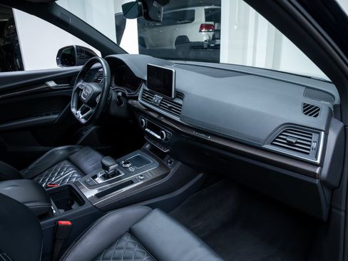Used 2019 Audi SQ5 Premium Plus w/ Premium Plus Package AWD/4WD image 26