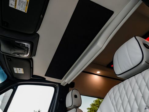 Used 2023 Mercedes-Benz Sprinter 3500 image 37