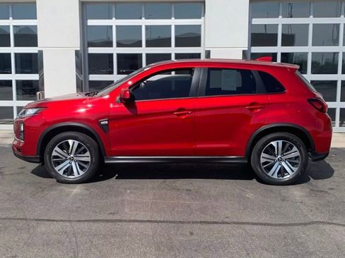 Used 2024 Mitsubishi Outlander Sport ES AWD/4WD image 3