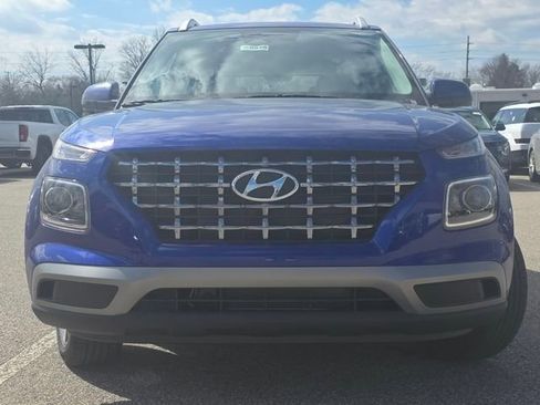 New 2026 Hyundai Venue SEL FWD image 10