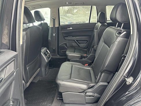 Used 2021 Volkswagen Atlas SEL image 13