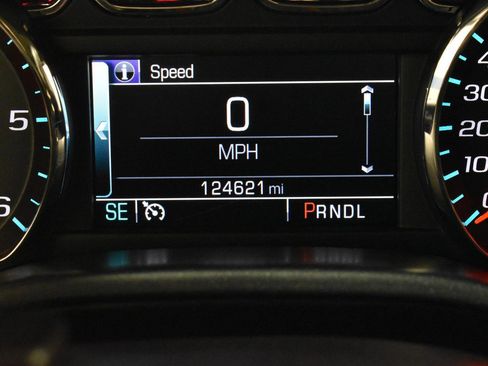 Used 2018 Chevrolet Silverado 1500 LT w/ All Star Edition image 22