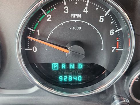 Used 2013 Jeep Wrangler Unlimited Sahara w/ Dual Top Group image 23