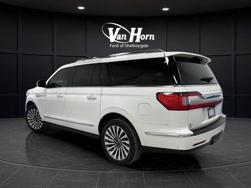 Used 2020 Lincoln Navigator L Reserve w/ Luxury Package image 3