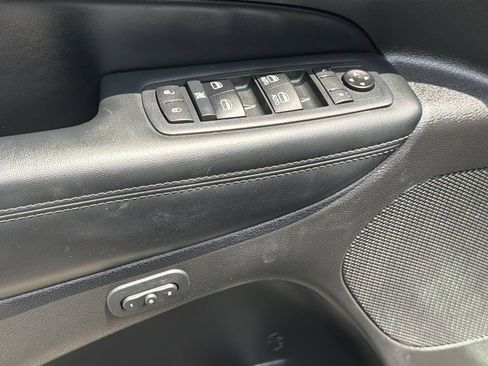 Used 2020 Jeep Grand Cherokee Limited AWD/4WD image 21
